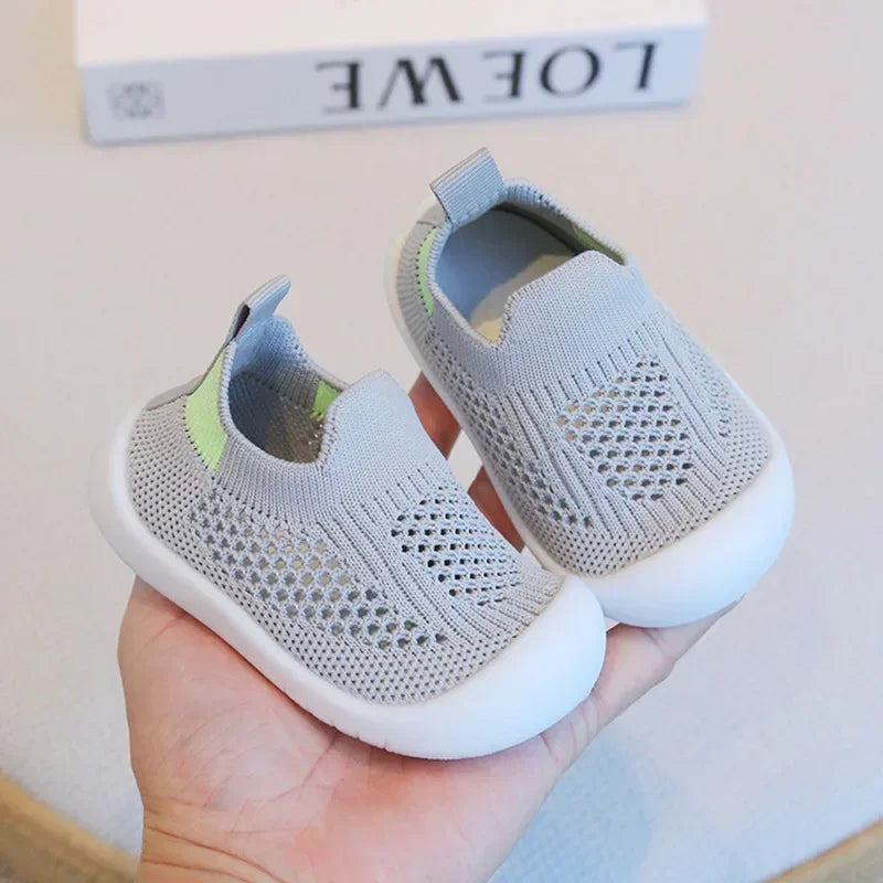 Candy Color Fashionable Simple Soft Soled Toddler Shoes for Boys and Girls