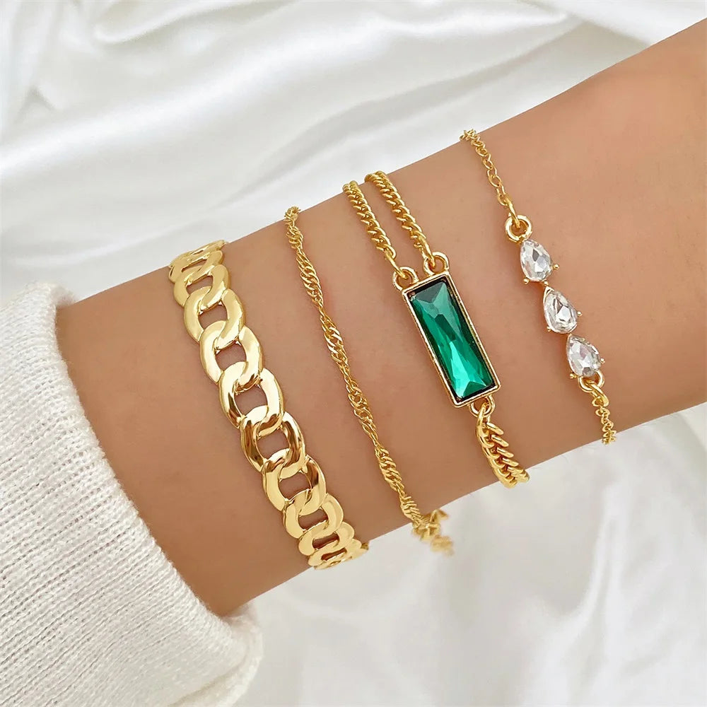 EN Fashion Red Shiny Charm Geometric Crystal Bracelet For Women Elegant Hollow Heart
