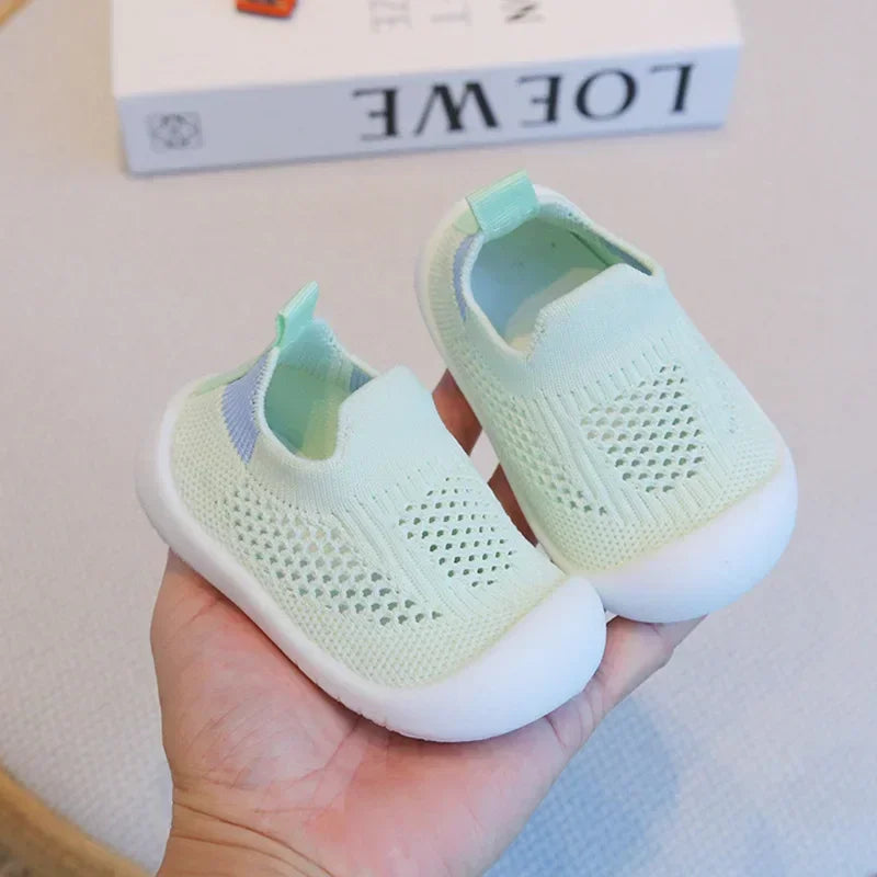 Candy Color Fashionable Simple Soft Soled Toddler Shoes for Boys and Girls