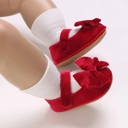 Spring and Autumn Girl Baby Shoes Classic Fashion Red Theme Cute Bow Princess Shoes