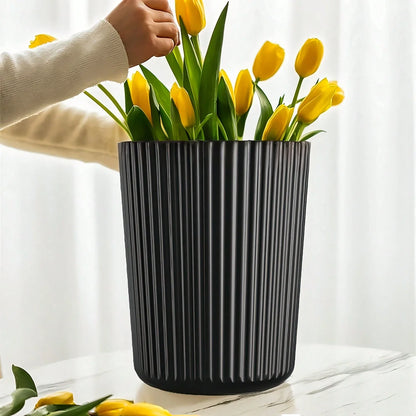 Striped Circular Plastic Flower Pot, Simple Design Planter Suitable For Indoor/Outdoor Decoration